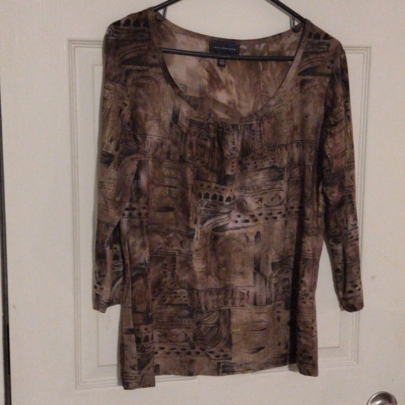 SOLD Investments large Brown blouse with decor on it - Picture 1 of 5